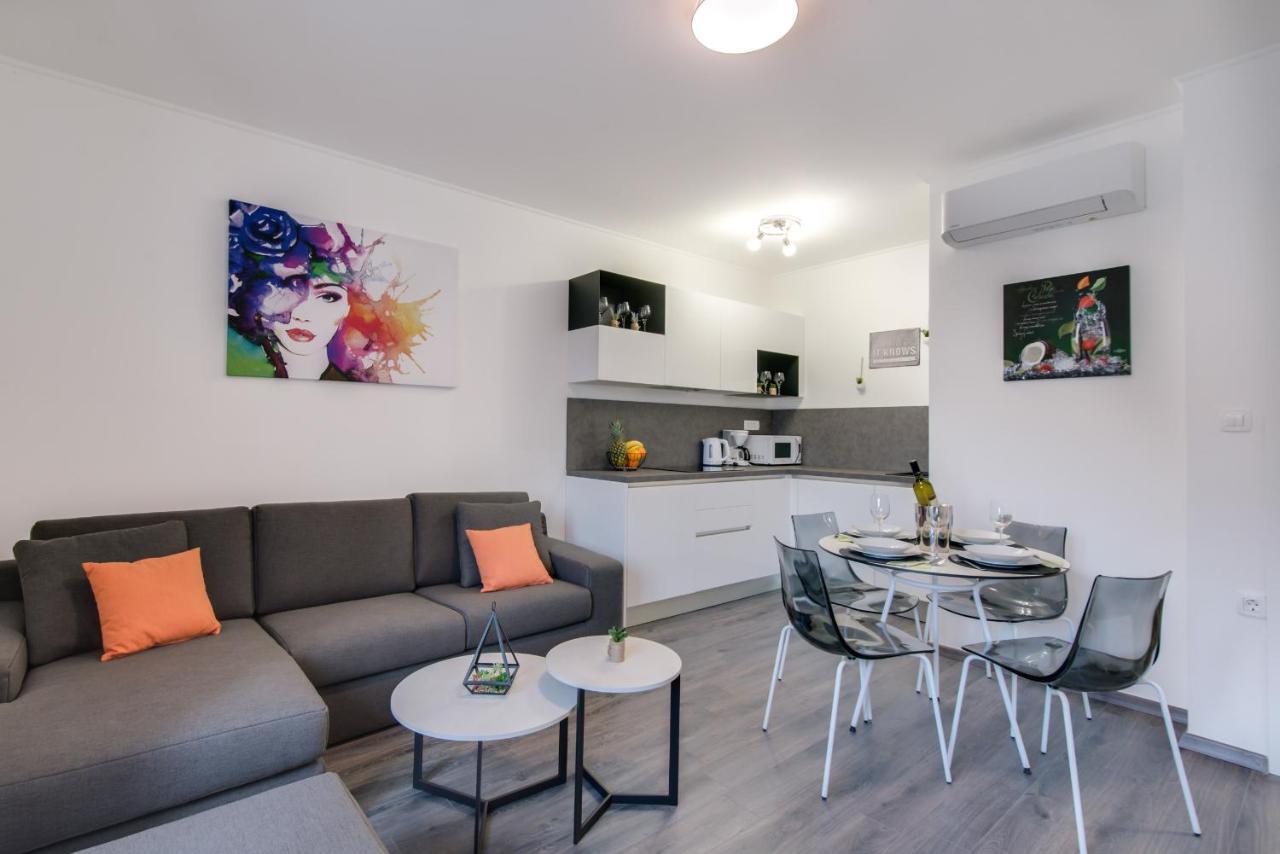 Apartments Sherri Rijeka Exteriör bild